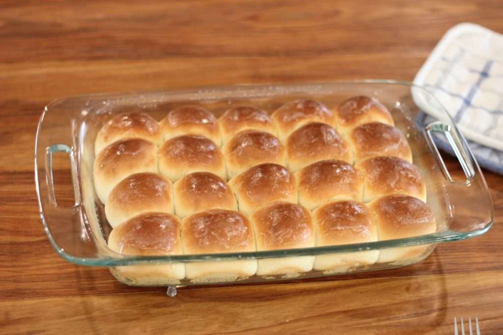 Sweet Dinner Rolls in pan